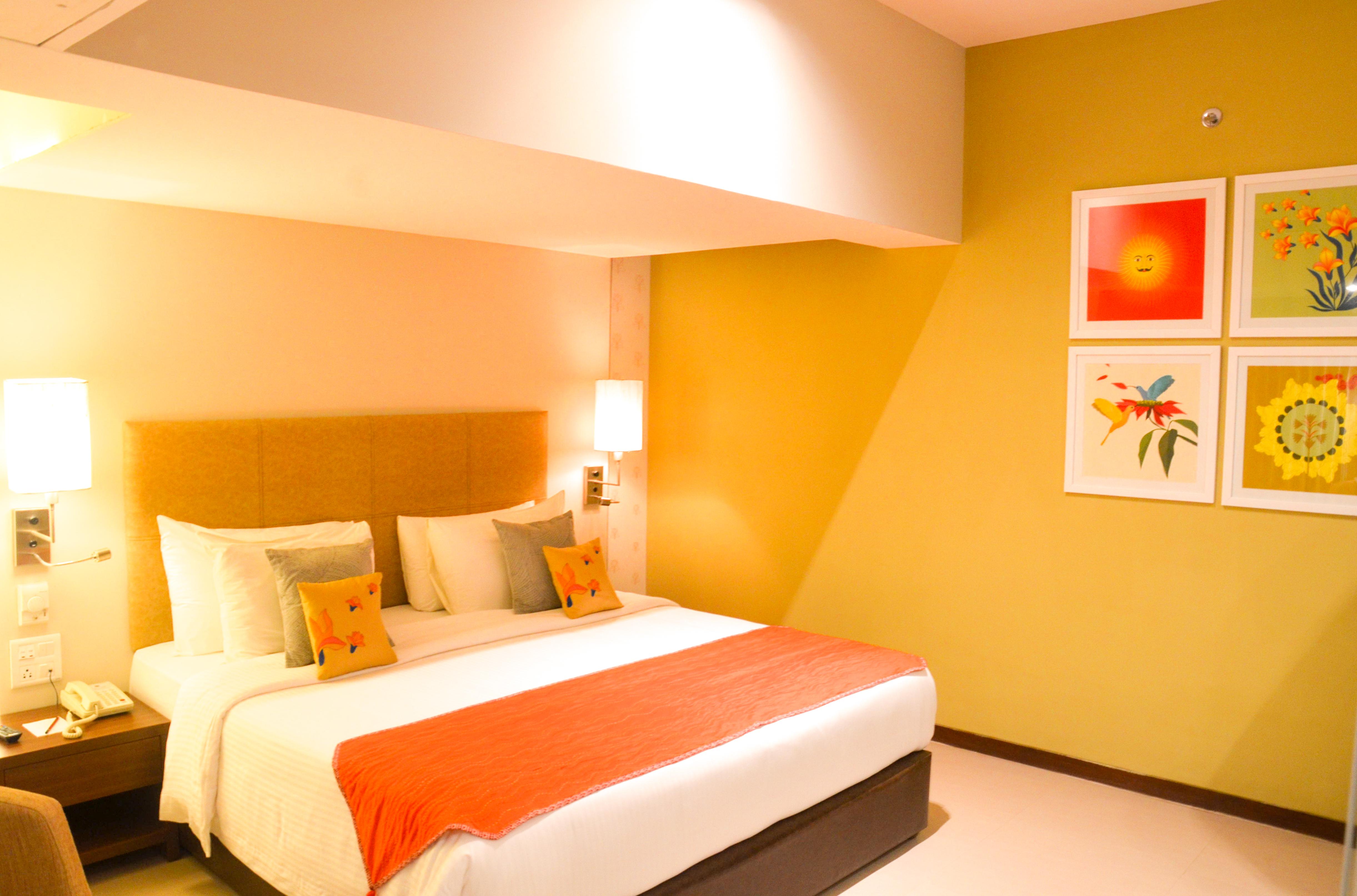 Grand Mercure Vadodara Surya Palace Экстерьер фото