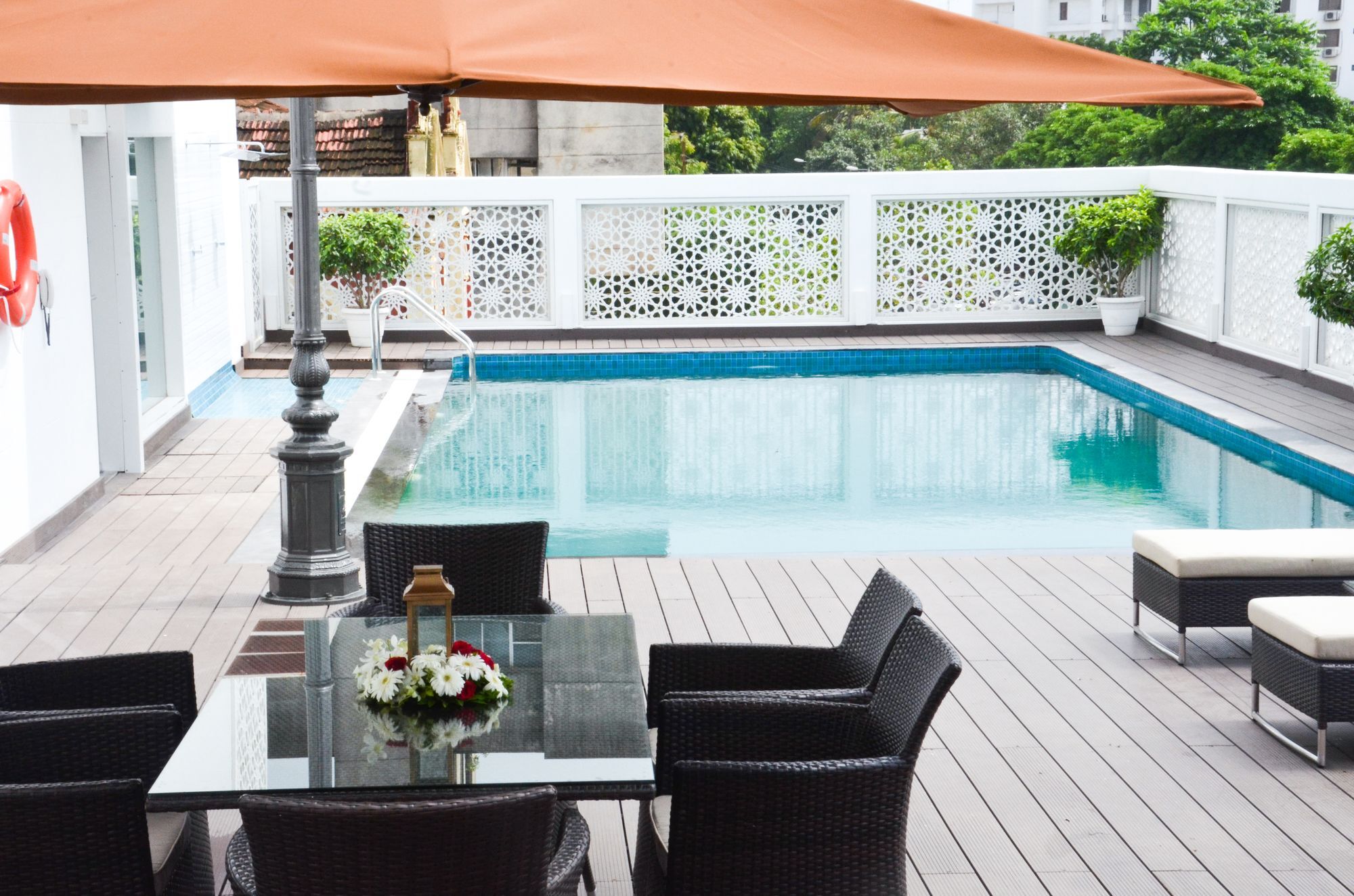 Grand Mercure Vadodara Surya Palace Экстерьер фото