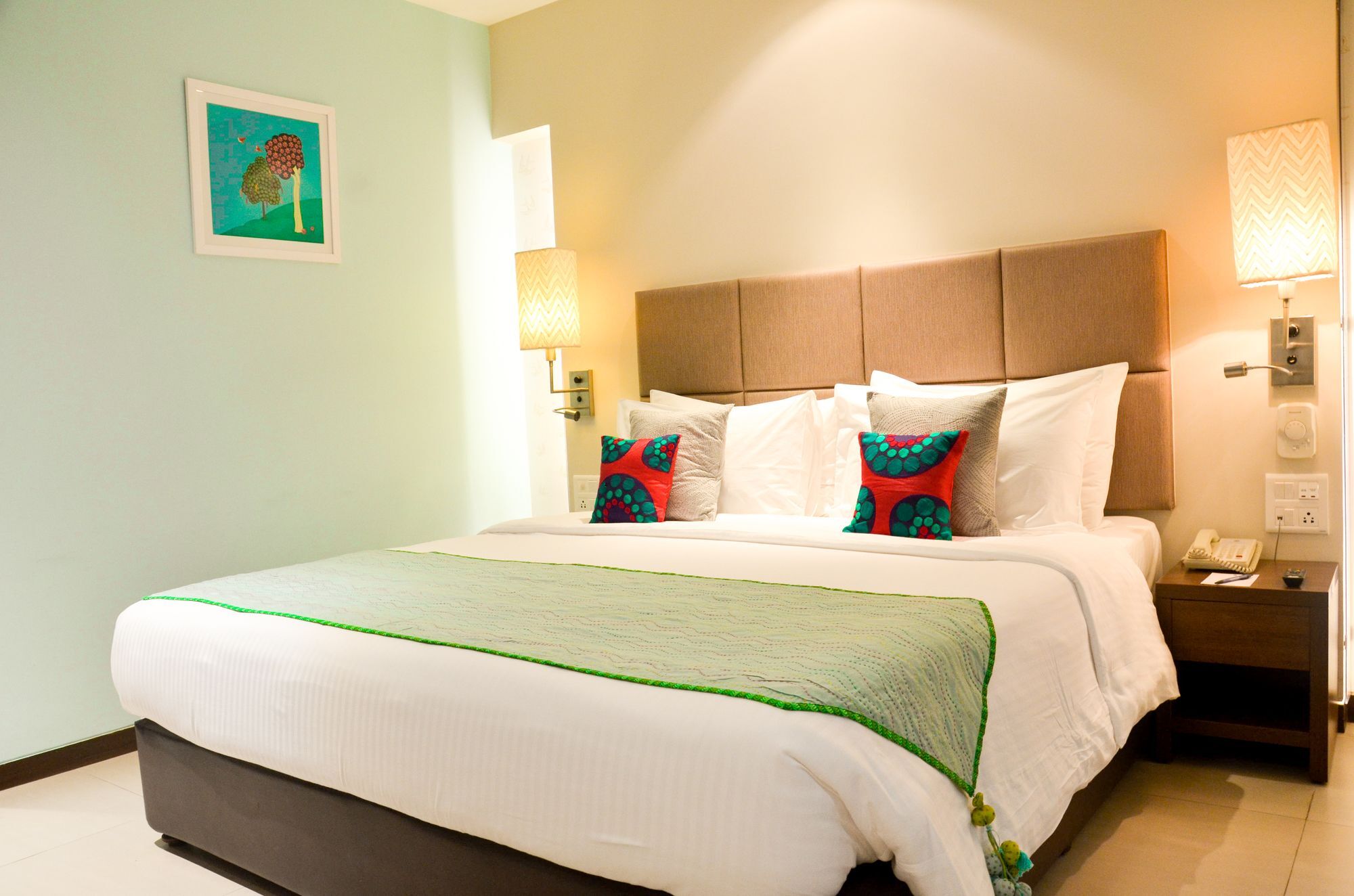 Grand Mercure Vadodara Surya Palace Экстерьер фото